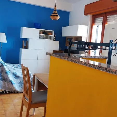 Corallo Blu Sul Mare